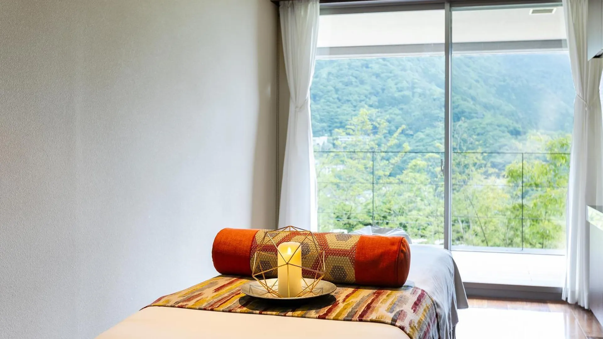 ***** Japanskt värdshus (ryokan) Hakone Gora Karaku Hotell Japan